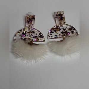 Elegant Gold and Purple Flake Earrings